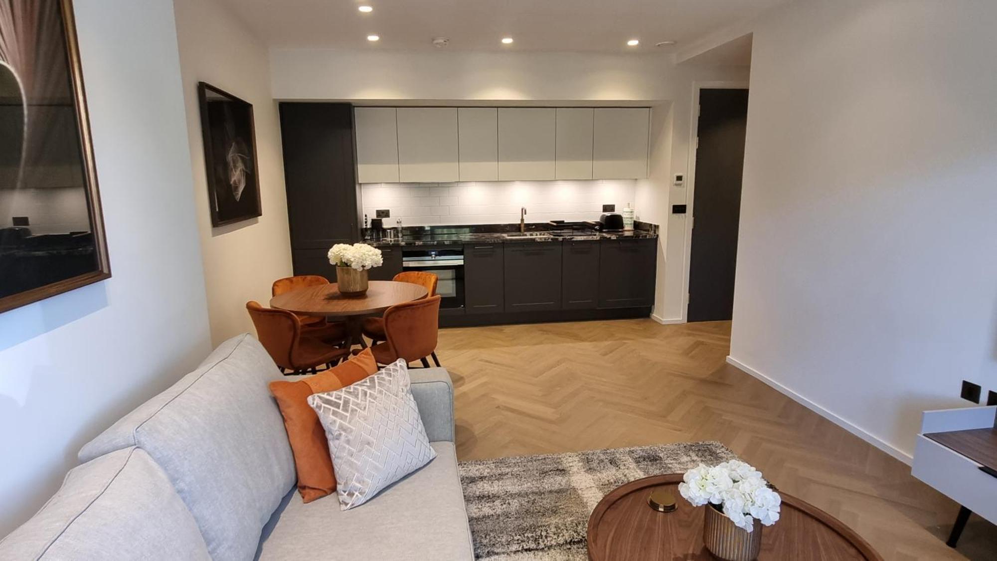 Five Star Luxury One Bed In Leafy West Hampstead Appartamento *